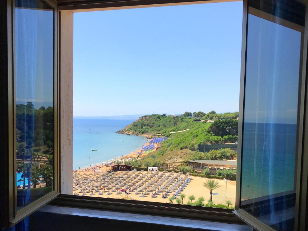 Appartamenti E Stanze Onde Blu Le Castella  Zewnętrze zdjęcie